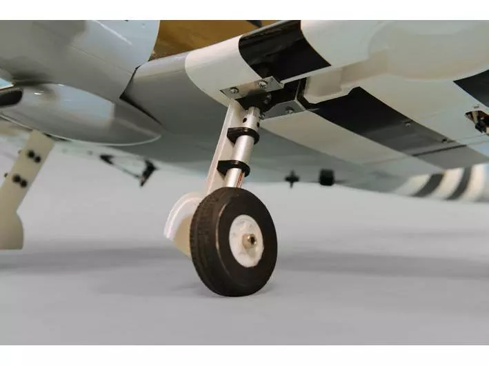 Phoenix Warbird Spitfire MK2 ARF Bausatz 2 Phoenix Warbird Spitfire MK2 ARF Bausatz – Bild 2